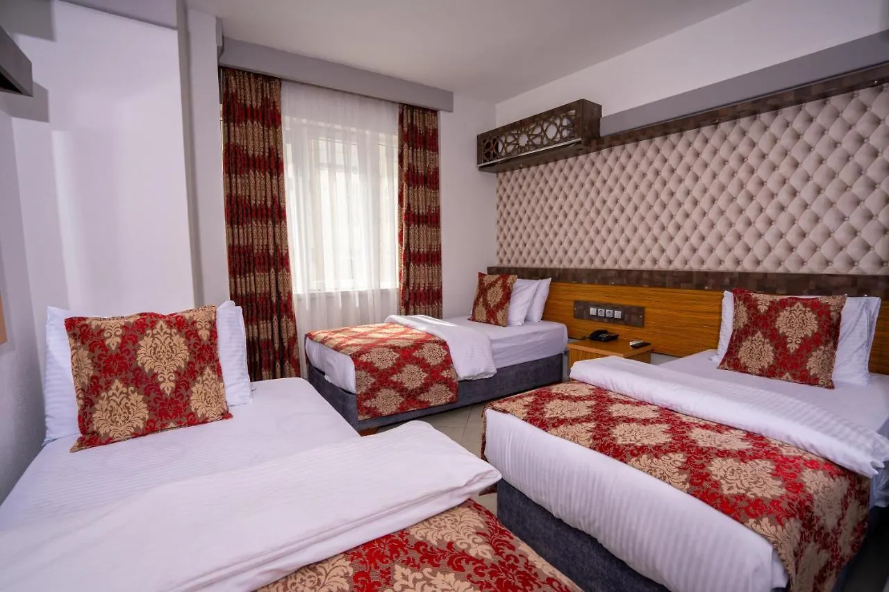 Mevre Hotel Antália Turquia